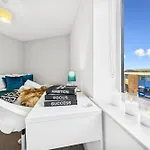 Cheap & Modern 5 Bedroom Whole House In By Altoluxo Short Lets & Serviced With Free Wifi And Parking
